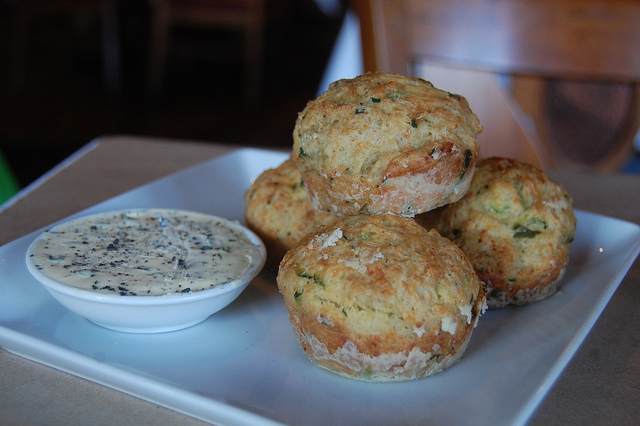 I muffin alle zucchine e ricotta con la ricetta per il Bimby