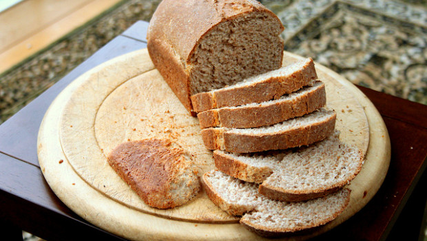 Il pan bauletto integrale con la ricetta per il Bimby