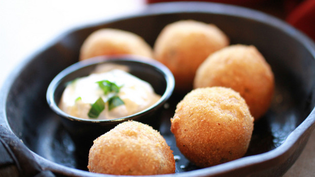 Polpette cacio e ovo: la ricetta veloce e gustosa