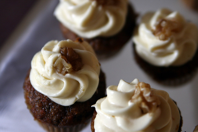 Il frosting al cioccolato bianco da preparare con il Bimby