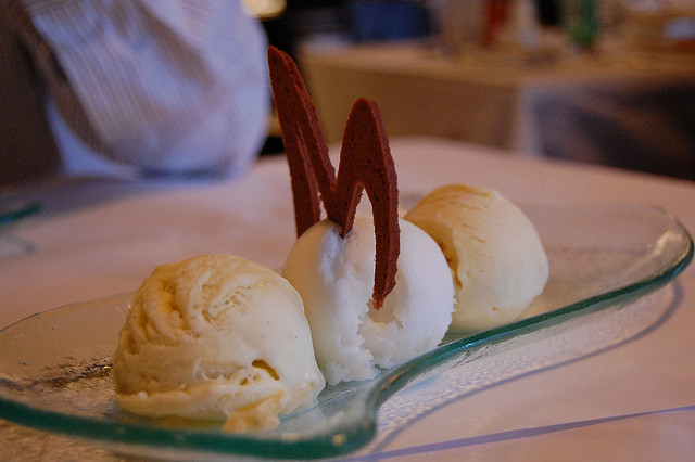 Il gelato alla vaniglia con il Bimby con la ricetta veloce