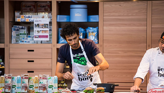 Salone del libro di Torino: chef e star della TV a Casa CookBook