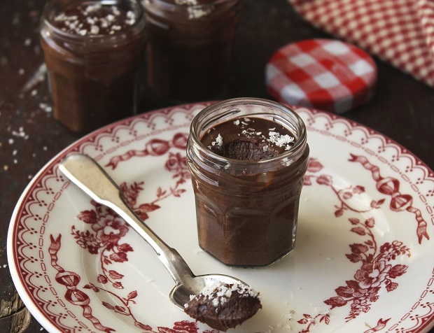 La mousse di cioccolato con la ricetta senza uova