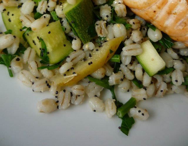 L&#8217;orzo con zucchine e zafferano per un pranzo leggero