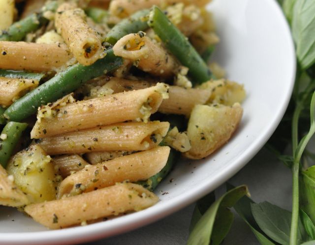 Ecco la pasta da fare con fagiolini e pesto