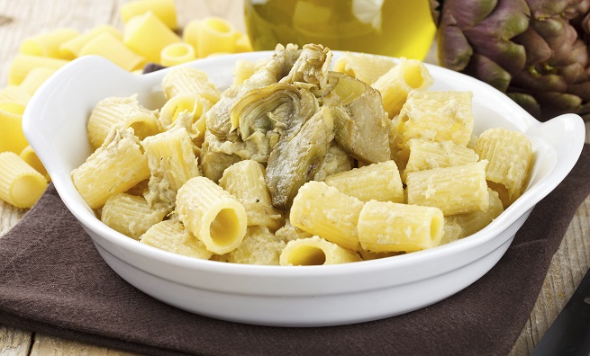 La carbonara con i carciofi con la videoricetta dello chef Gatti