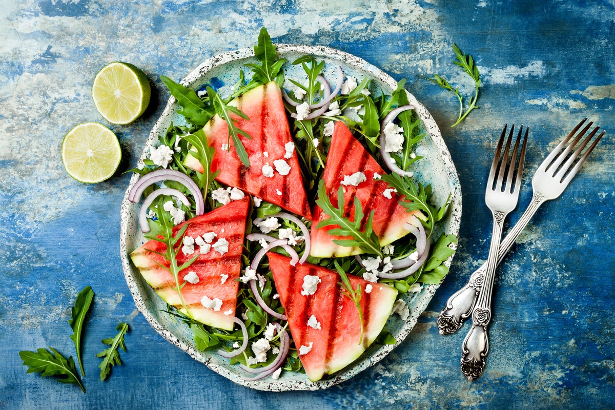 Carpaccio di anguria e ricotta salata: la ricetta fresca per l&#8217;estate