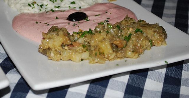 La salsa di melanzane greca con la ricetta facile