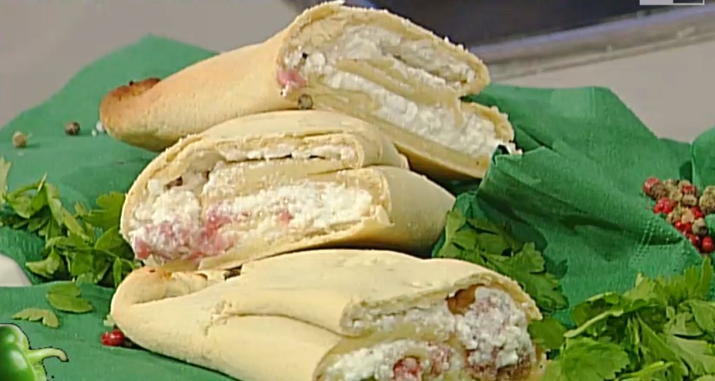 Scaccia ragusana con salsiccia e ricotta salata: la ricetta de “La Prova del Cuoco”