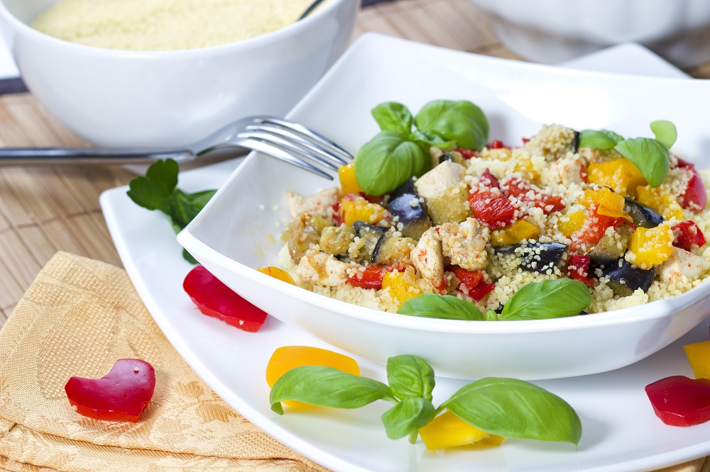 Il cous cous di pollo e verdure per la cena estiva