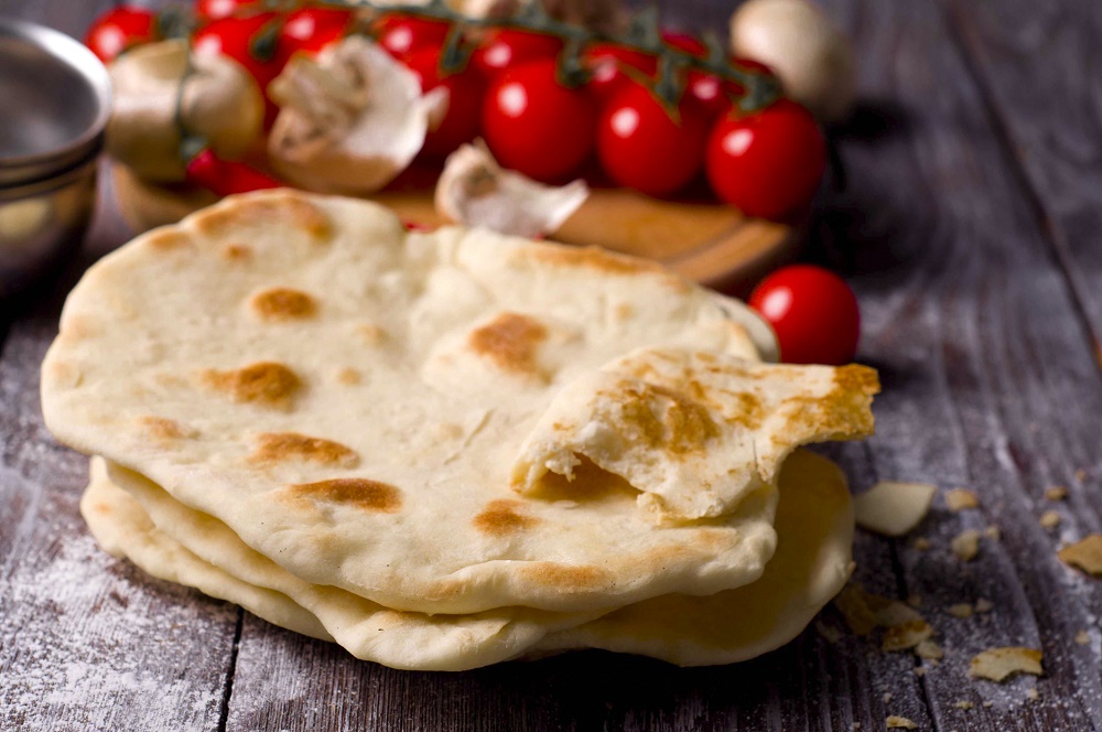Come si fa il pane arabo senza lievito