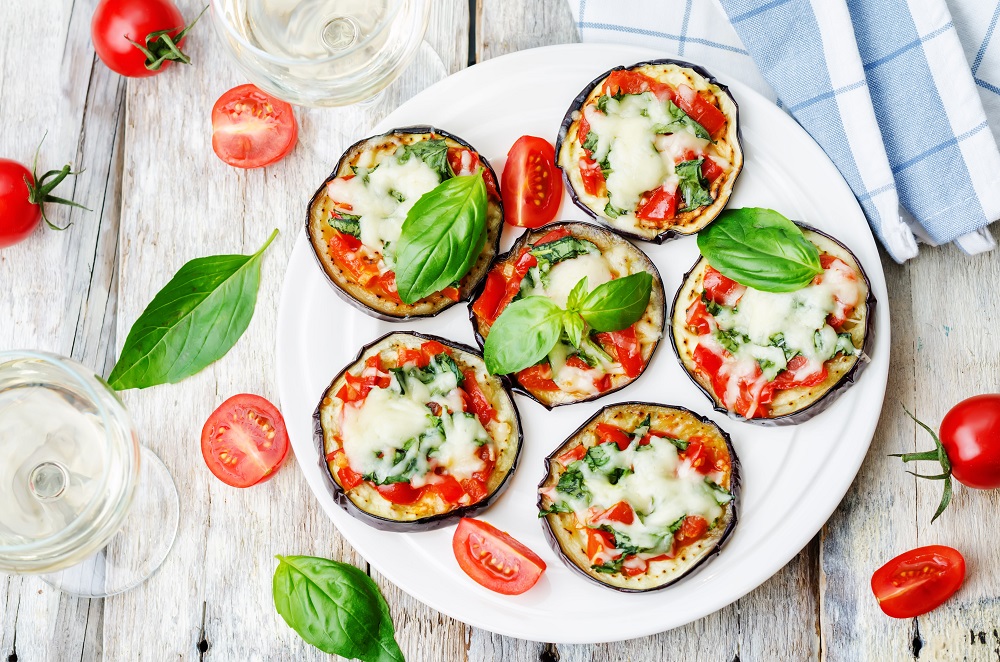 Come fare le pizzette di melanzane al forno