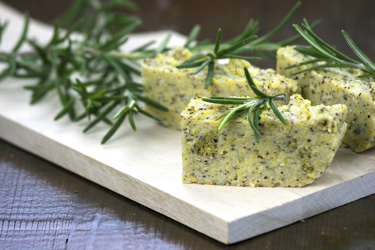 La polenta taragna da fare con la ricetta facile e veloce