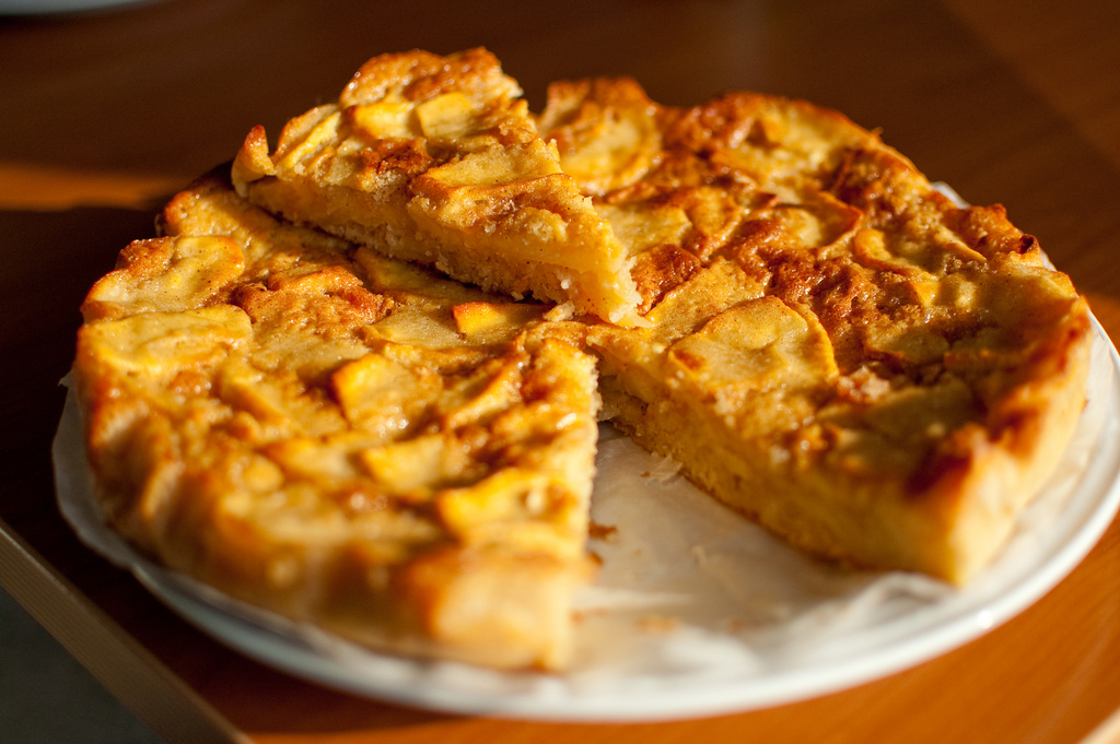 La torta di mele senza uova con la ricetta leggera