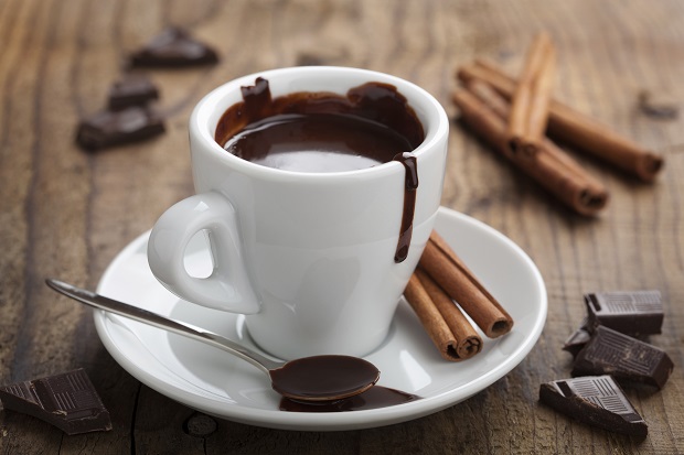 Cioccolata calda: la ricetta facile e golosa di Michel Paquier