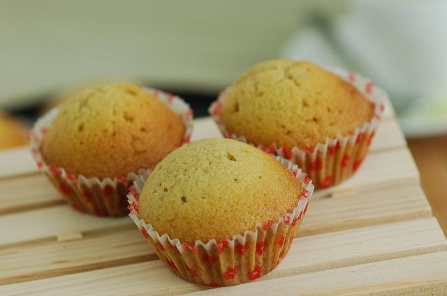 I muffin al cioccolato bianco e cocco ideali per la merenda