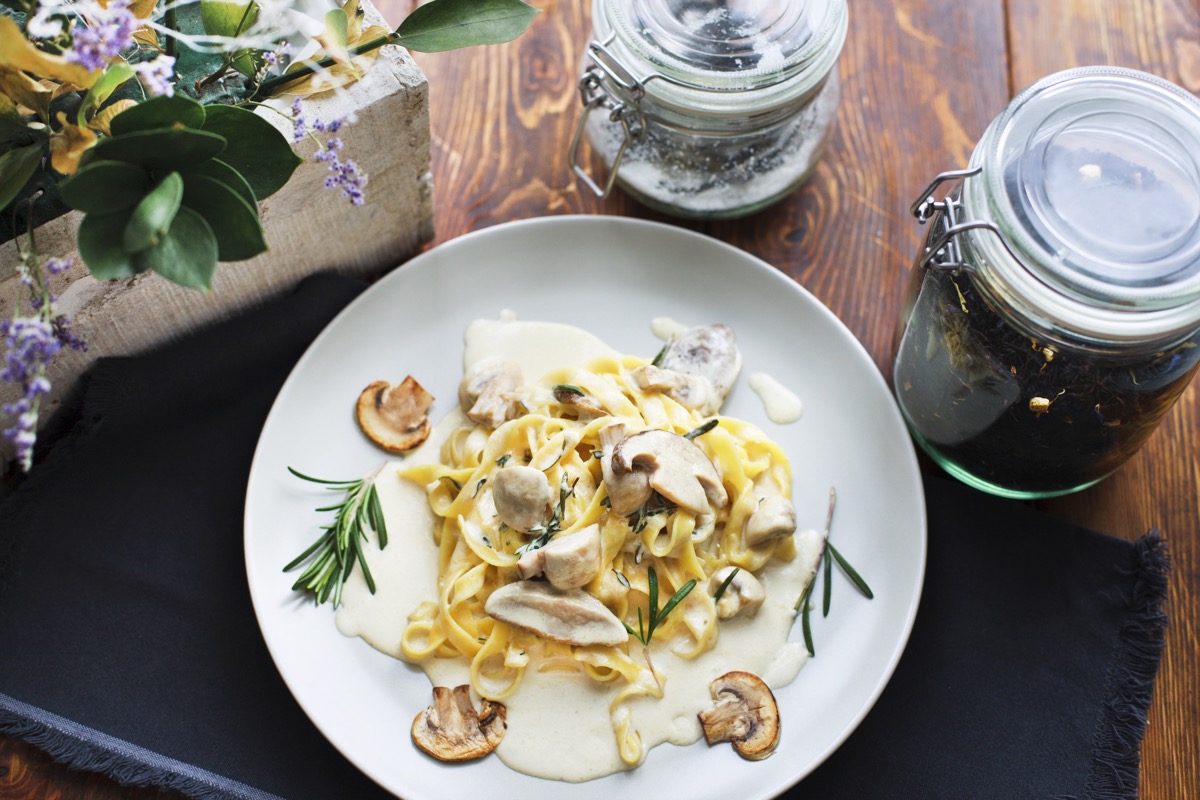 Pasta con crema ai funghi: la ricetta light