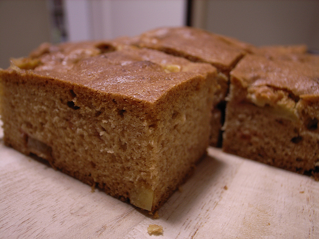 La torta con farina integrale miele e yogurt ideale per la colazione