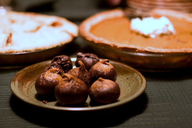 I fichi secchi al rum e cioccolato per uno sfizio goloso