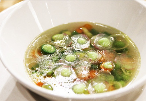 Minestrone di verdure con l’uovo