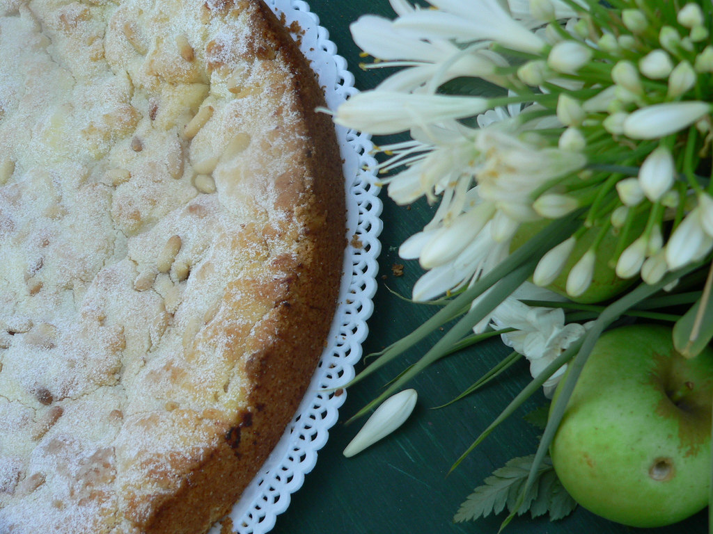 La ricetta torta della nonna senza burro nella versione light