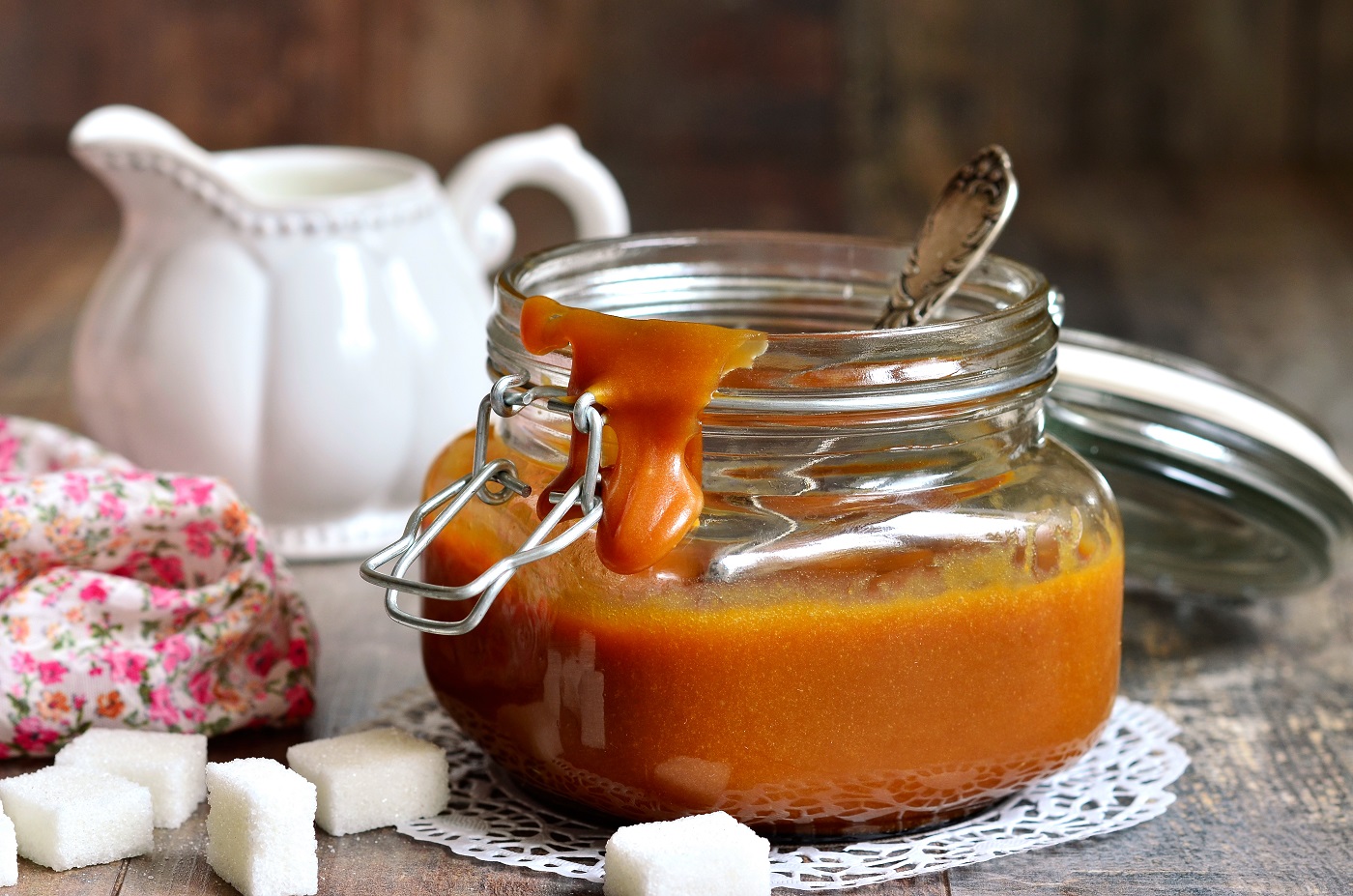 La ricetta per fare lo zucchero caramellato