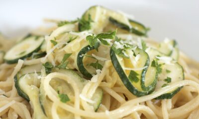 pasta con ricotta, zucchine e zafferano