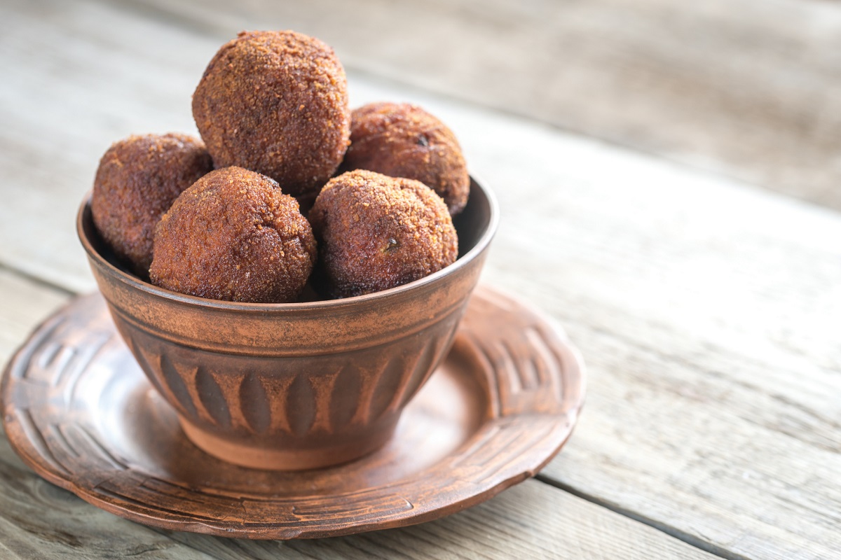 Come fare gli arancini agli spinaci con la ricetta facile