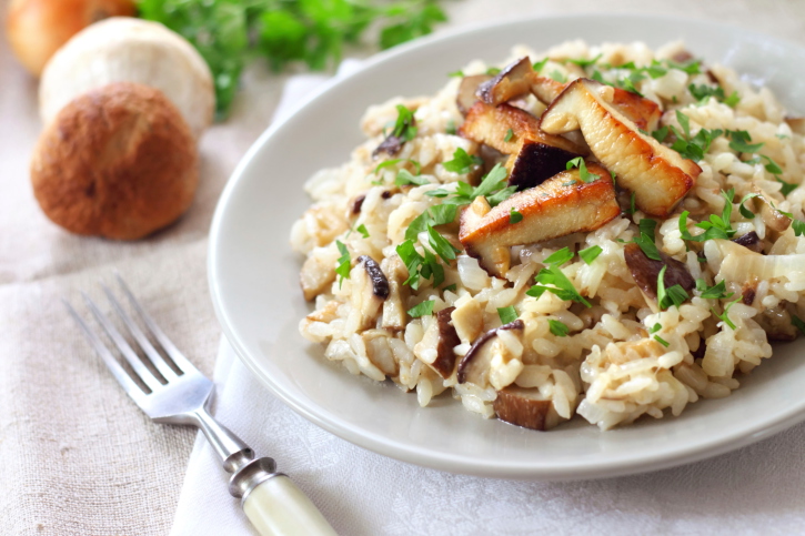 Il risotto ai topinambur e funghi con la ricetta vegetariana