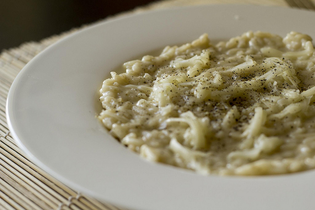 Il risotto ai topinambur e gorgonzola per un primo saporito