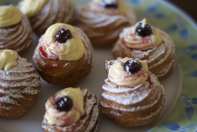 Le zeppole di Carnevale al forno: ecco la ricetta da seguire