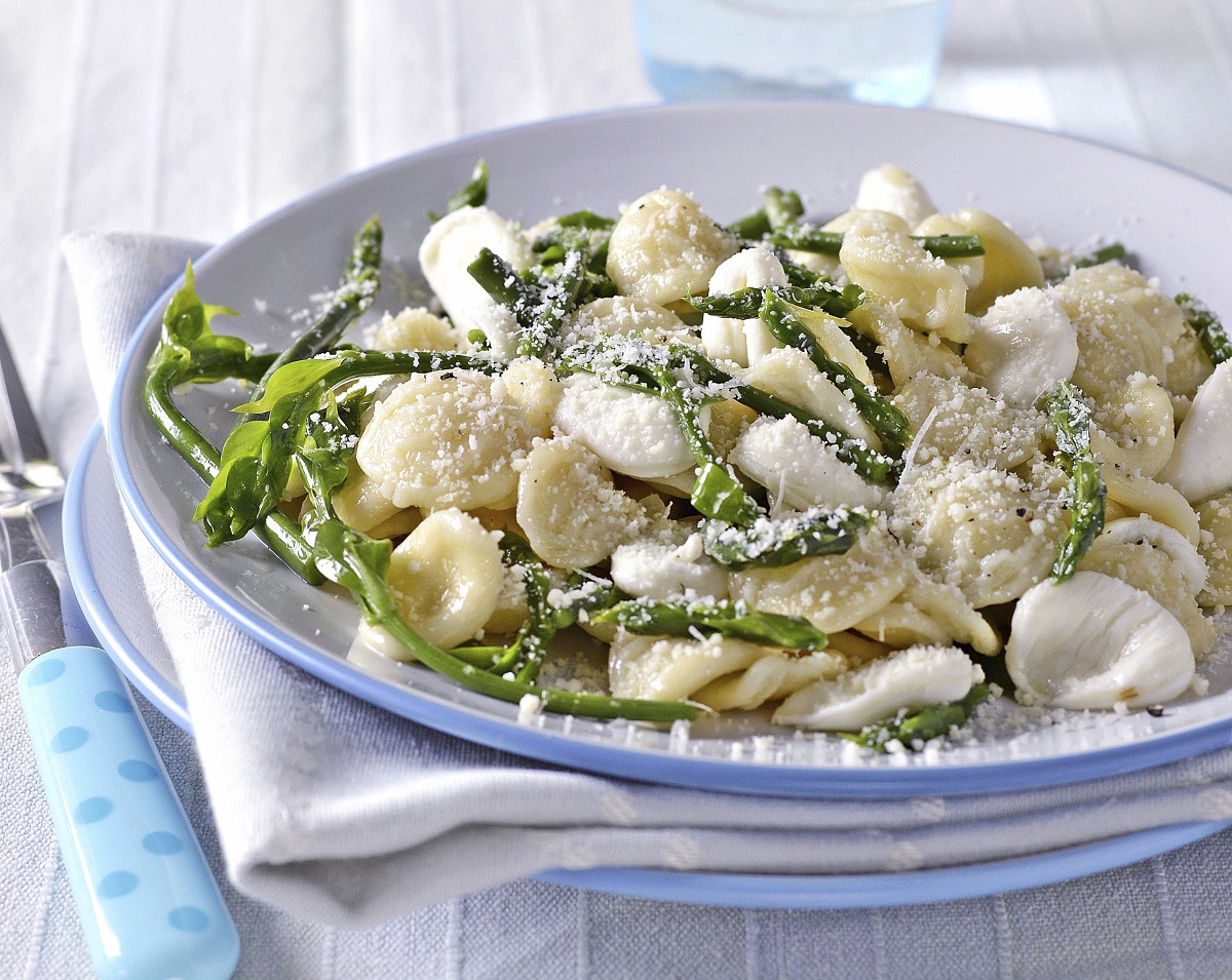 Le orecchiette con asparagi con la ricetta facile