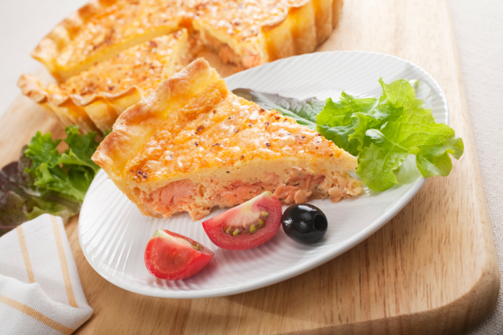 La quiche al salmone e ricotta con la ricetta facile