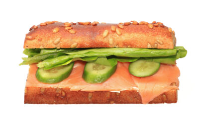 Il panino al salmone affumicato perfetto per la pausa pranzo
