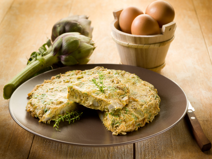 La frittata ai carciofi e ricotta con la ricetta adatta alla primavera