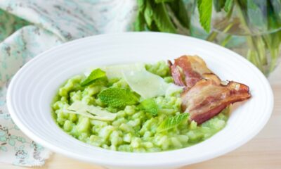 Il risotto con fave e pancetta con la ricetta per il Bimby