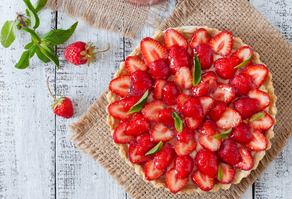 Come si fa la crostata di fragole con la ricetta facile