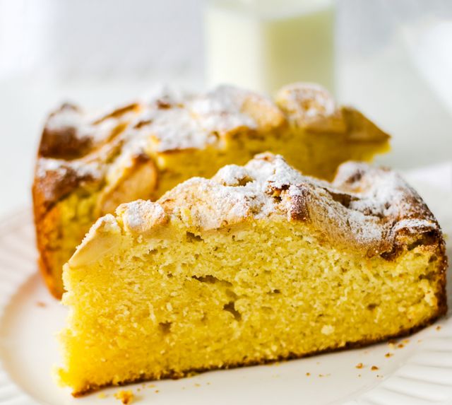 La torta al limone e ricotta in padella con la ricetta da provare