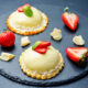 zuccotto con panna e fragole