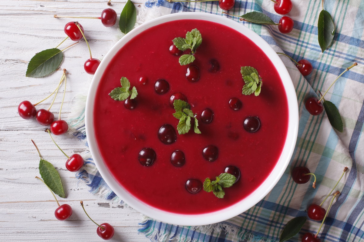 La zuppa di ciliegie ungherese: ecco la ricetta