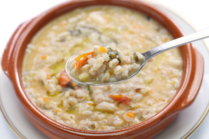 Il minestrone con farro con la ricetta sana