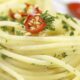 spaghetti con aglio olio e peperoncino