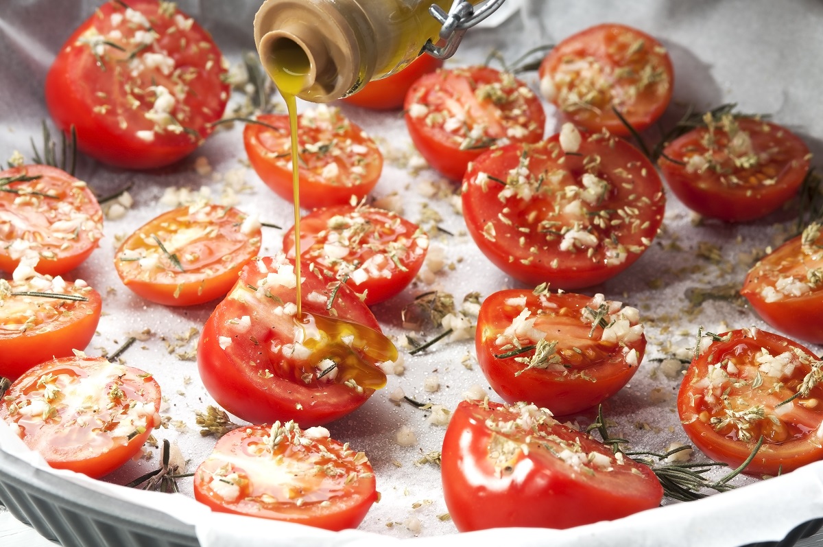 Come si fanno i pomodori canditi, ecco la ricetta