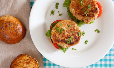 I burger di tonno in scatola con la ricetta adatta alla cena