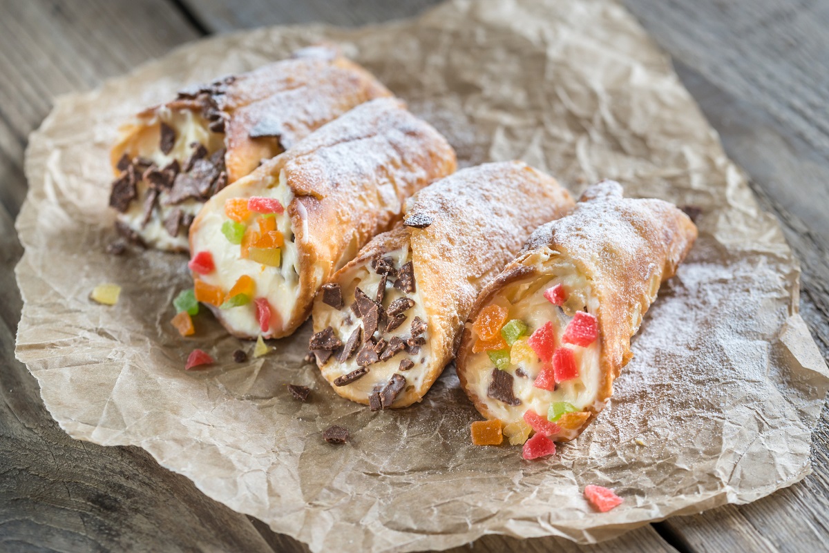 I cannoli siciliani da fare con la ricetta originale