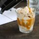 La crema di caffè fredda da servire a fine pasto