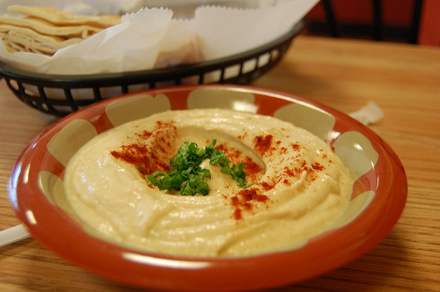 Come preparare l’hummus di ceci di Marco Bianchi