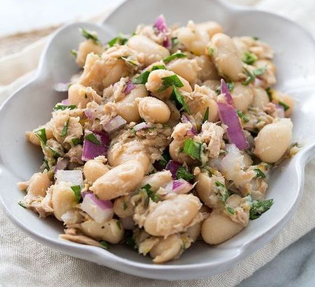 L&#8217;insalata di tonno e fagioli con la ricetta veloce