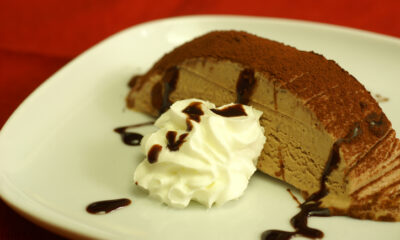 Il semifreddo al caffè e cioccolato con la ricetta golosa