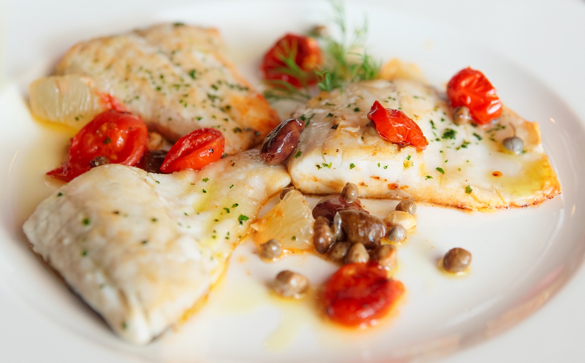 Il filetto di branzino in padella con la ricetta semplice